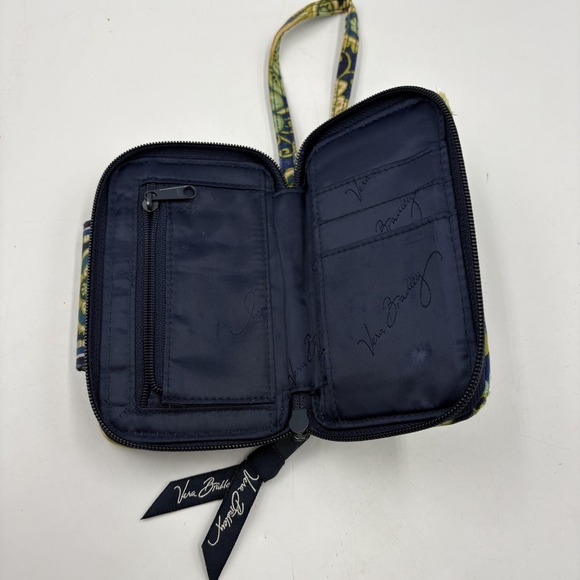 Vera Bradley Wristlet Wallet Womens One Size Blue Floral Quilted Cotton ID Zip - Picture 5 of 12